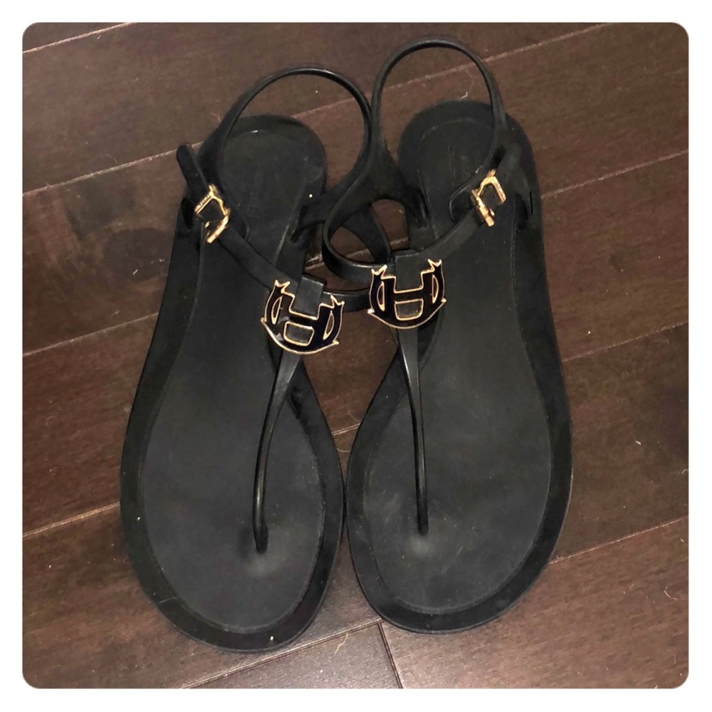 Hunter T-thong sandals